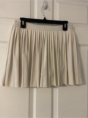 T40a- PRINCE PICKLEBALL Off-White MICRO-PLEATED Active Pull-On Skort